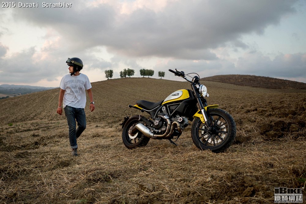 21-65 DUCATI SCRAMBLER